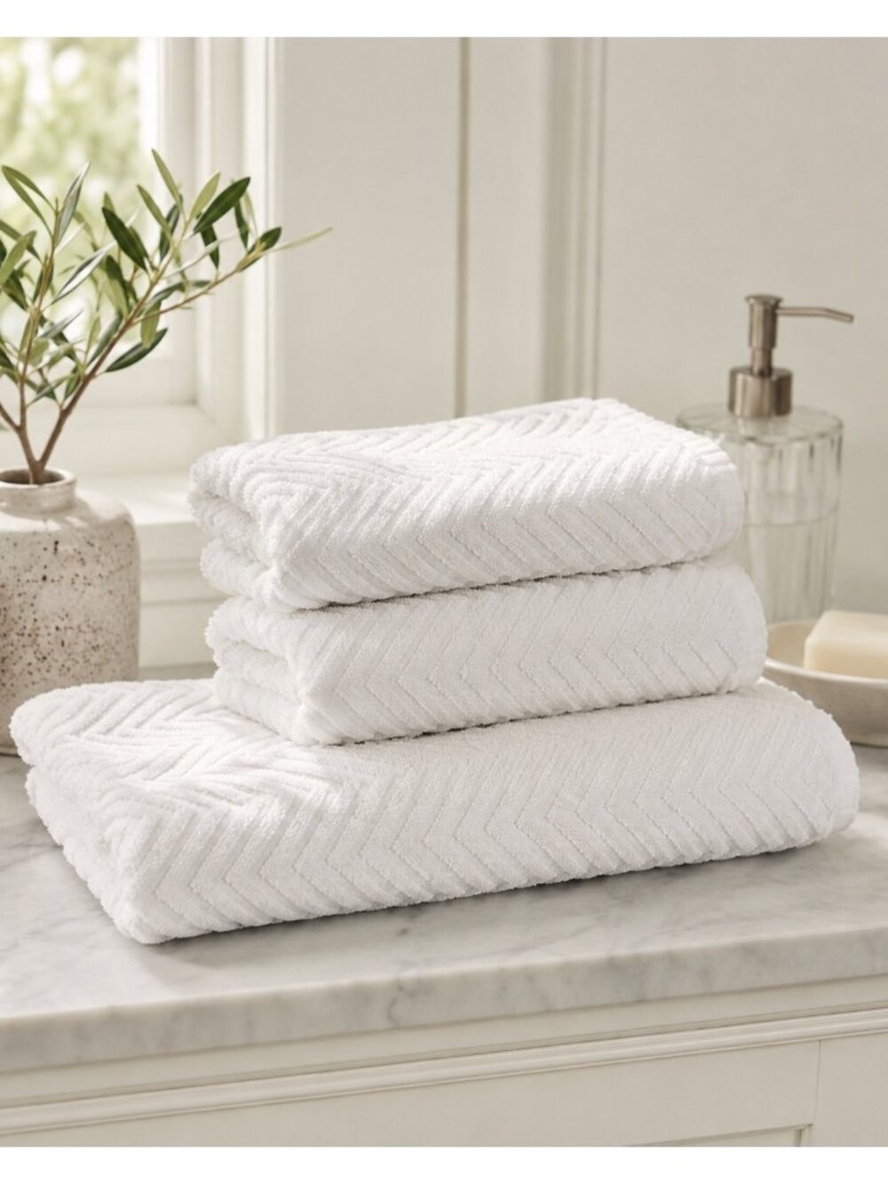 Pottery Barn White Chevron Bath Towel Set Bath Hand Washcloth Soft Textured